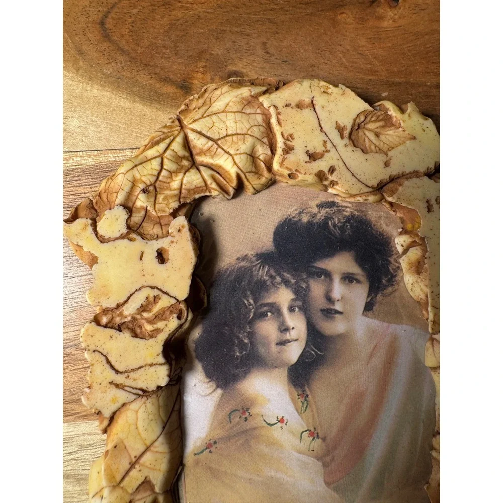 Faux Carved Leaf Picture Frame 4x6 Cream Tan Rustic Cottagecore Nature Decor